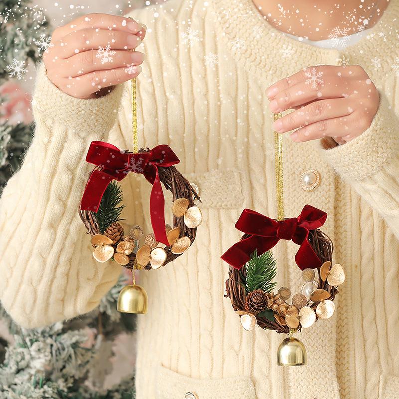 Bell Pendant Car Hanging Berry Vine Ring Bowknot Flower Wreath Decoration Christmas Imitation Antlers Pine Cone