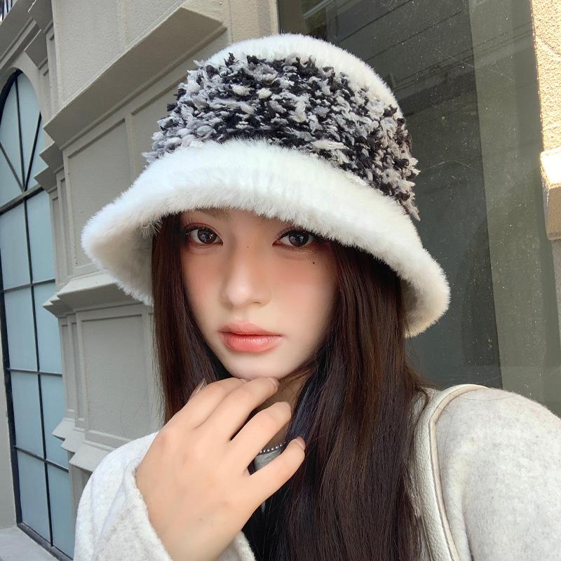 Women's Autumn and Winter New Plush Knitted Wool Hat In Winter Warmth and Thickened Fisherman's Hat Versatile Face Showing Small Basin Hat