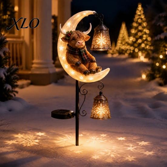 Waterproof Solar Powered Path Lights Highland Cow Moon Garden Light, Christmas Metal Decorative Exterior Figurines Stake Outdoor Yard Lawn Decoration