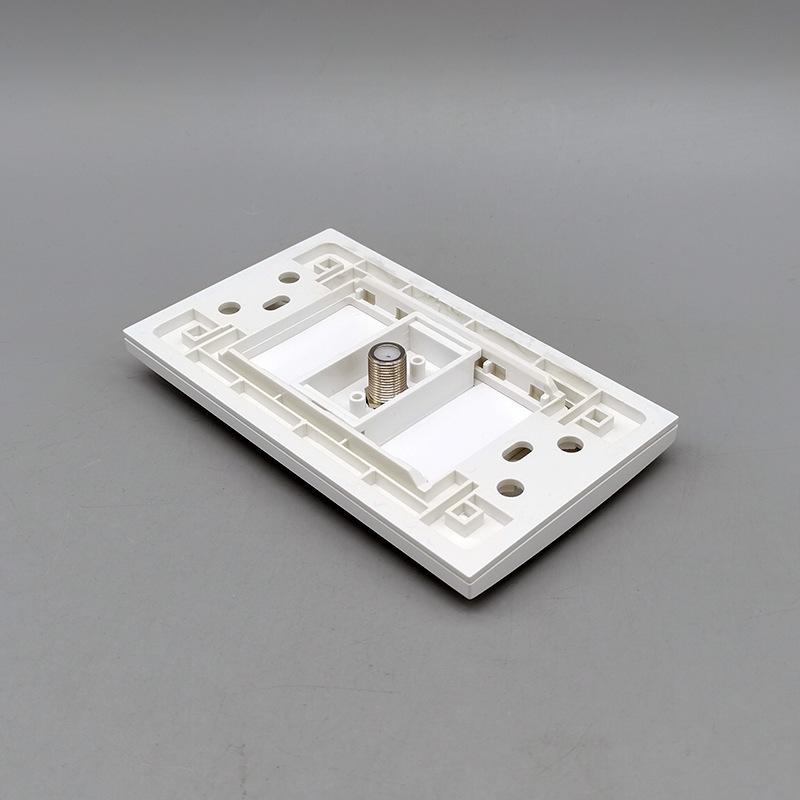 Type 118 Universal Widescreen TV Module with Direct Plug F-Head Socket