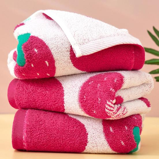 Полотенце для лица с клубничным принтом, ароматное пушистое полотенце для мытья лица, аксессуары для ванной комнаты для ежедневного использования