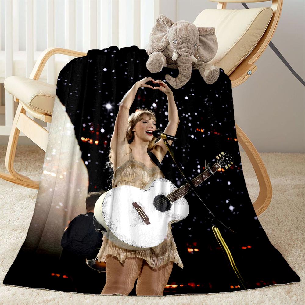 Musician Performing Live Concert. Flannel Blanket-Soft and Suitable for Sofas,Beds,Offices,Travel,All Seasons,Great Gift for Holidays and Birthdays.