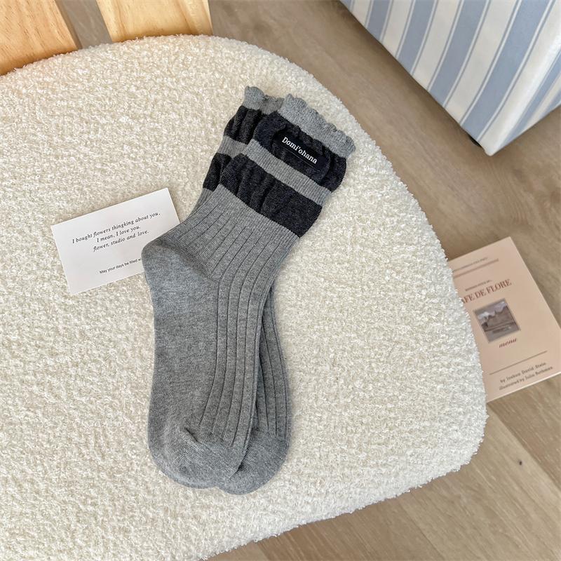 Female Autumn Winter Letter Cloth Label Sweet Fungus Lace Bubble Mouth Tube Stack Socks