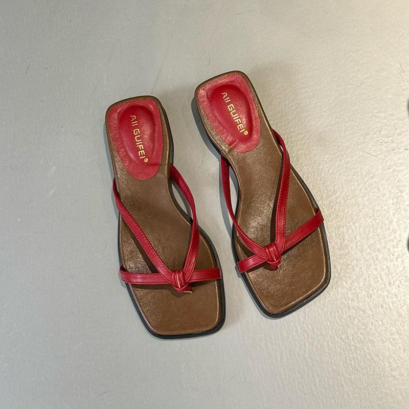 Fashion New In Summer Beach Flats Slides Slippers Sandals Shoes For Women Fashion Square Toe Ladies Slippers Shoes Female Flip flops