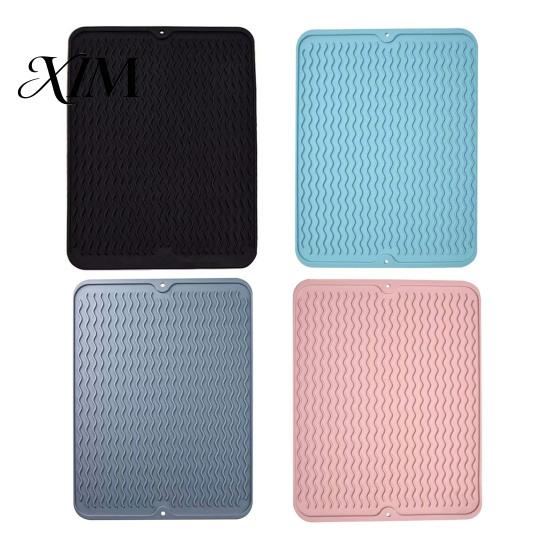 Countertop Placemat Silicone Dish Drying Mat, Heat Resistant Kitchen Counter Mat Waterproof Utensil Drainer for Dining Table, Compact Storage
