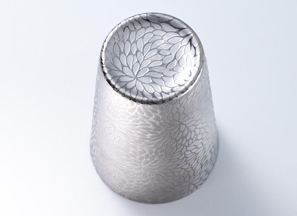 Platinum Tumbler with Chrysanthemum in a Wooden Made in Japan J-Kitchens Ultra-Thin Design, 370ml, Box,