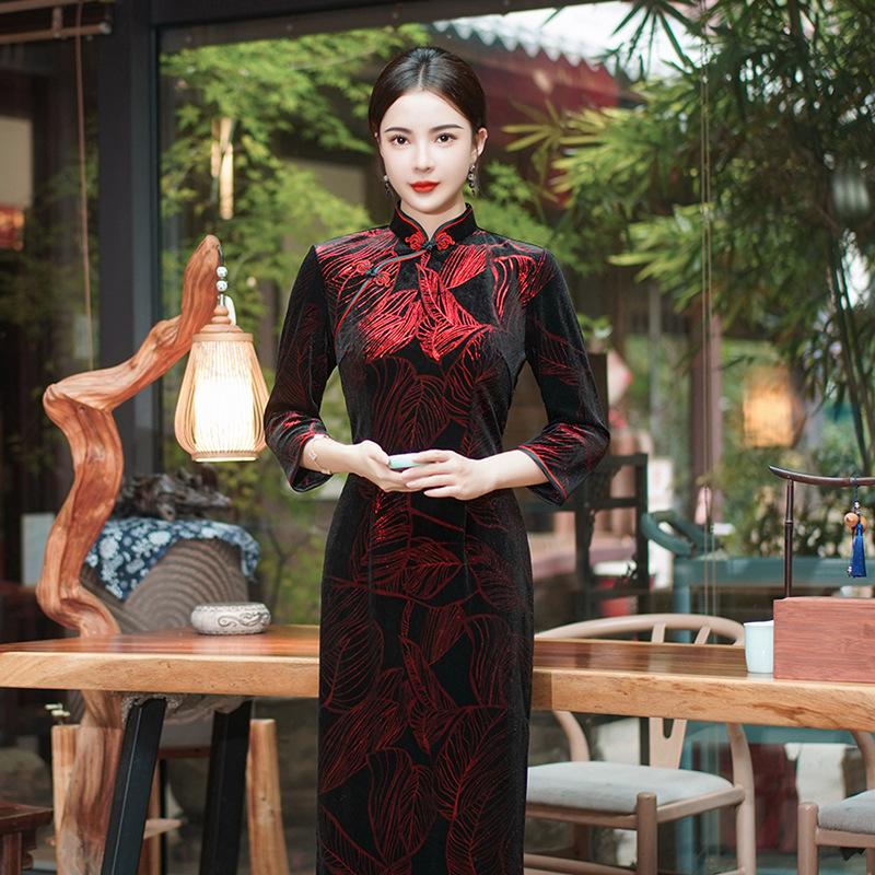 1011 autumn and winter new velvet cheongsam large size long nine-quarter sleeve wedding dress cheongsam manufacturer