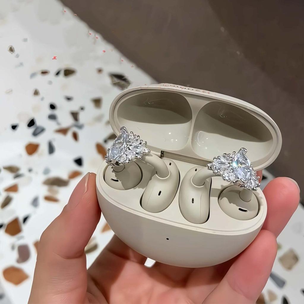 Earphone Clips with Zirconia Decoration and Rhinestones for Elegant Quick Multifunctional Durable and Lightweight Perfect for Sports and Set of 2 Not