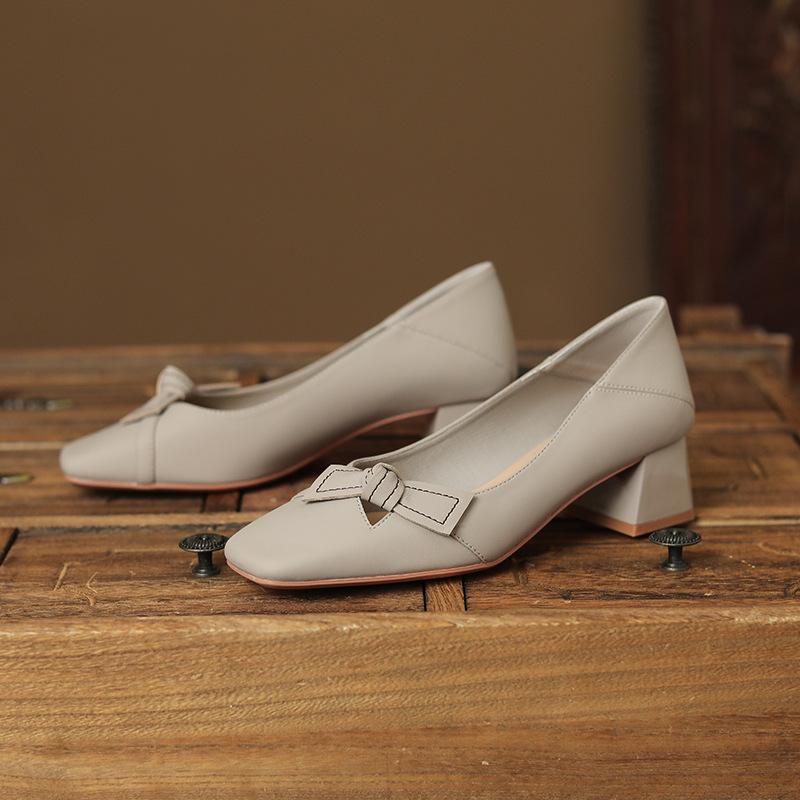 Мягкую кожу можно наступать~ бант светлый рот туфли-лодочки новые толстый каблук квадратный носок туфли бабушки средний каблук