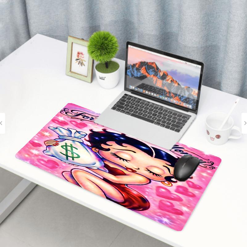 doll Print Mouse Pad, Anti‑Slip Desktop keyboard Mat, for PC Laptop Gaming Working Daily Use, Cool Festival Surprise Gift