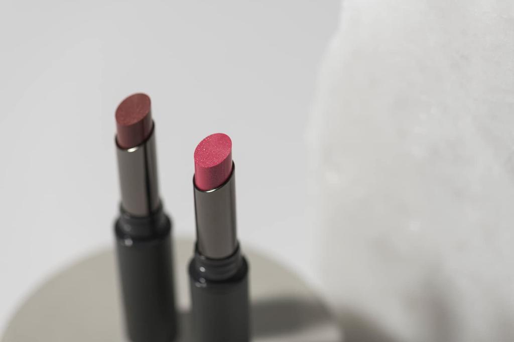 Osaji Nuance Lipstick для чувствительной кожи, вписывается в не растекается на румянах 2 г 16 Usuhari [Защита губ, благоприятная для кожи, кожа, кожа, губы, блеск]