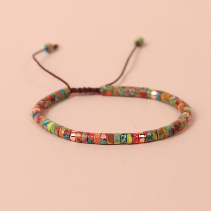 Браслет в богемном стиле из натуральных камней - разноцветные драгоценные бусины и эластичная нить, Всесезонный дизайн с цветными бусинами