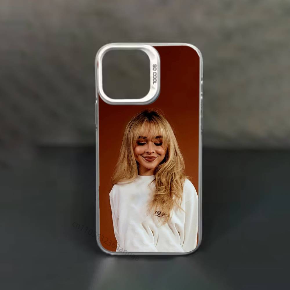 S-sabrina C-Carpenter Cartoon Phone Case for iPhone 15 16 Pro Max Air SE 11 13 Pro 14 Plus 12 11Pro 15Pro Max 16e Cover