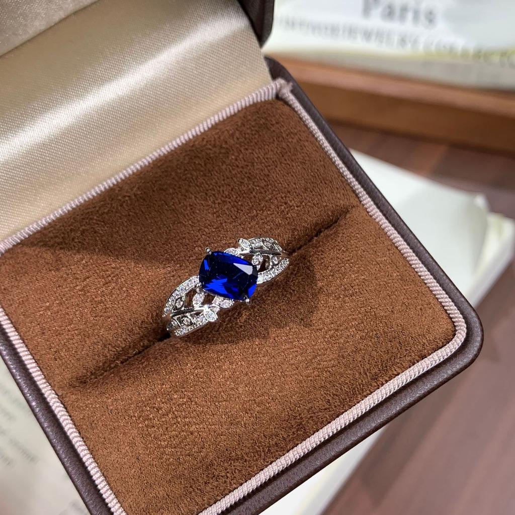2026New adjustable ring featuring cultured gemstones, versatile geometric design, and a fashionable, minimalist aesthetic