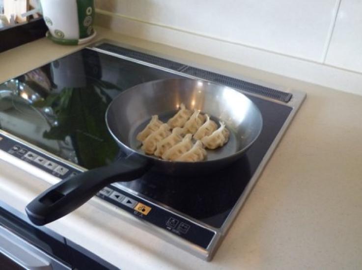 Сковорода Fujita Metal Iron 28 см, сделано в Японии, Sweet Craftsmanship 064109