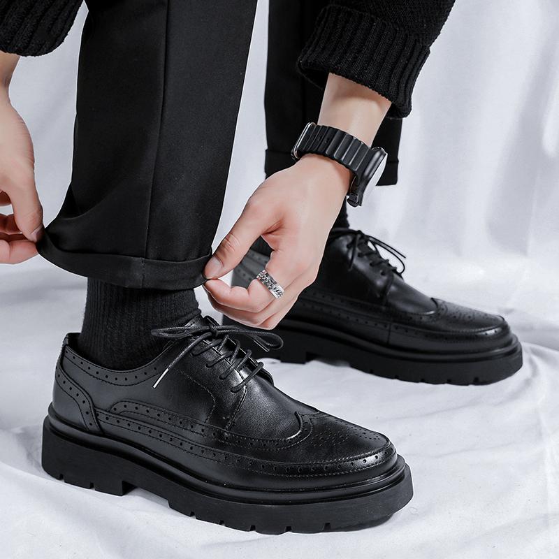 Повседневная обувь на платформе в британском стиле 2024 года, новая удобная повседневная обувь, классические деловые туфли-оксфорды, универсальные мужские туфли-броги