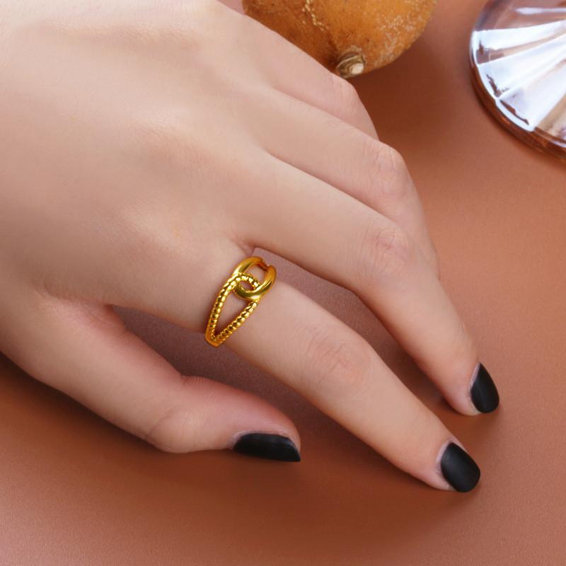 Chic Brass Gold Plated Twist Design Couple Ring Ideal For Fashion Forward Women