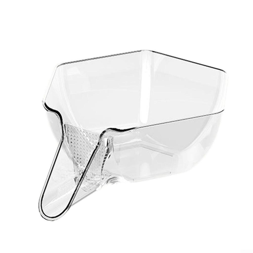 Угловая конструкция корзины для хранения кухонных инструментов проста в использовании