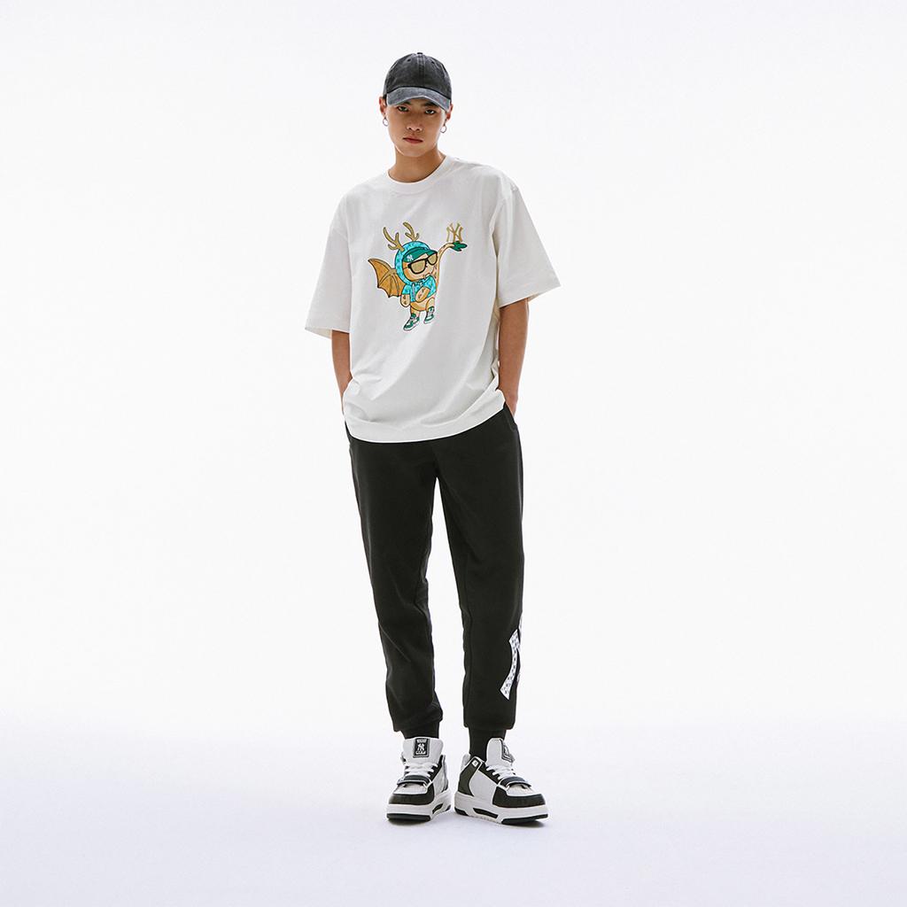 New MLB New York Yankees Year Of The Dragon Limited Edition Collection SS24 T Shirt Unisex White 3ATSQ0141-50CRS