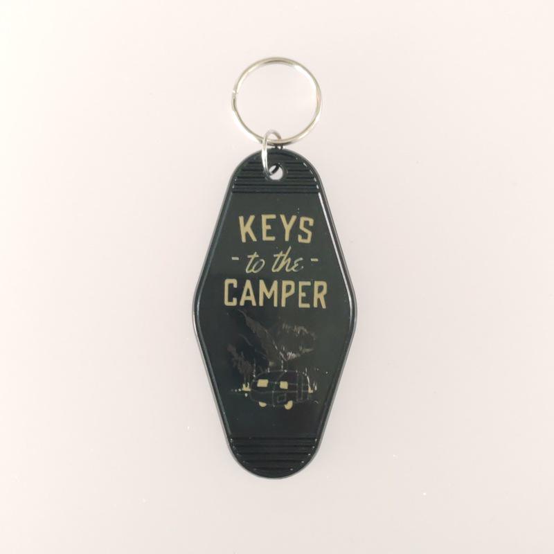 Vintage Acrylic Motel Room Keychain: Retro & Durable Design