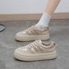 2025 весна маленькие белые туфли новая корейская версия женские студенческие туфли на платформе с увеличенным каблуком спортивная обувь повседневная уличная обувь K3702
