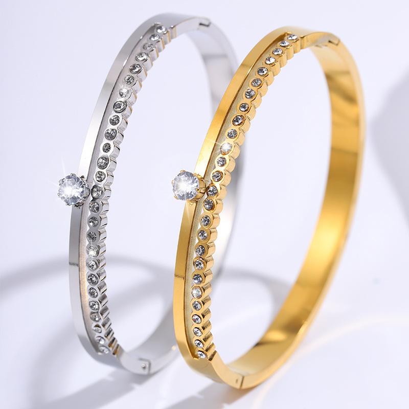 European and American Fashion Crown Full of High-end Temperament Bracelets