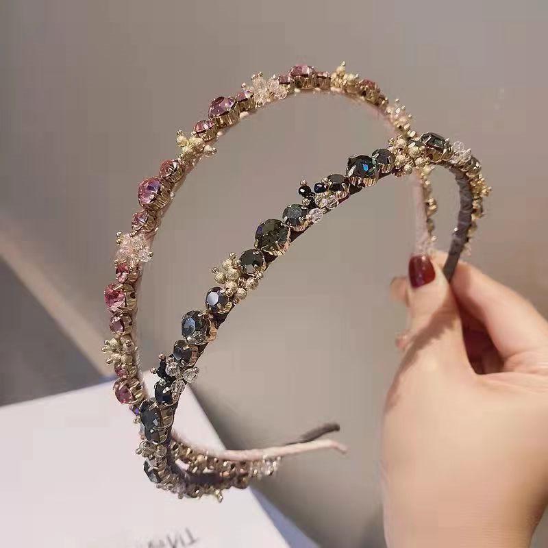 Элегантный ободок для волос в стиле ретро с золотыми бусинами и стразами: Легкий роскошный аксессуар для волос