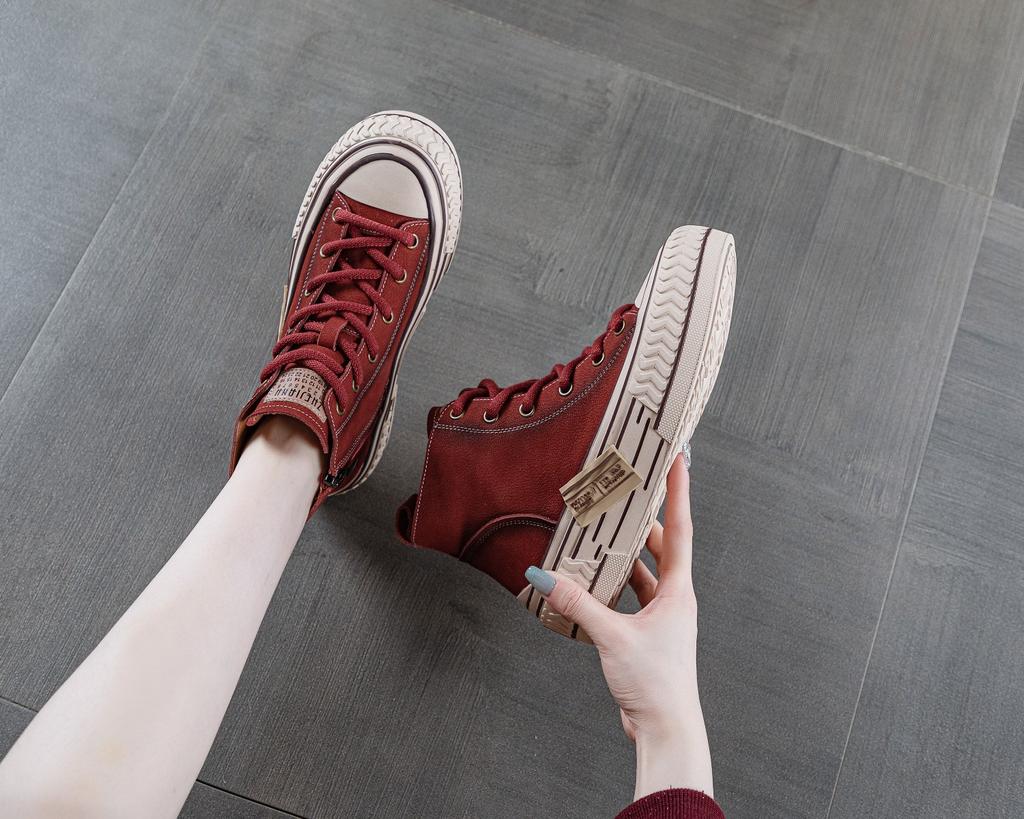 Ретро ручной работы из первого слоя коровьей кожи на молнии высокие кеды маленькие белые туфли женские 2025 новые весенне-осенние универсальные кожаные повседневные кеды