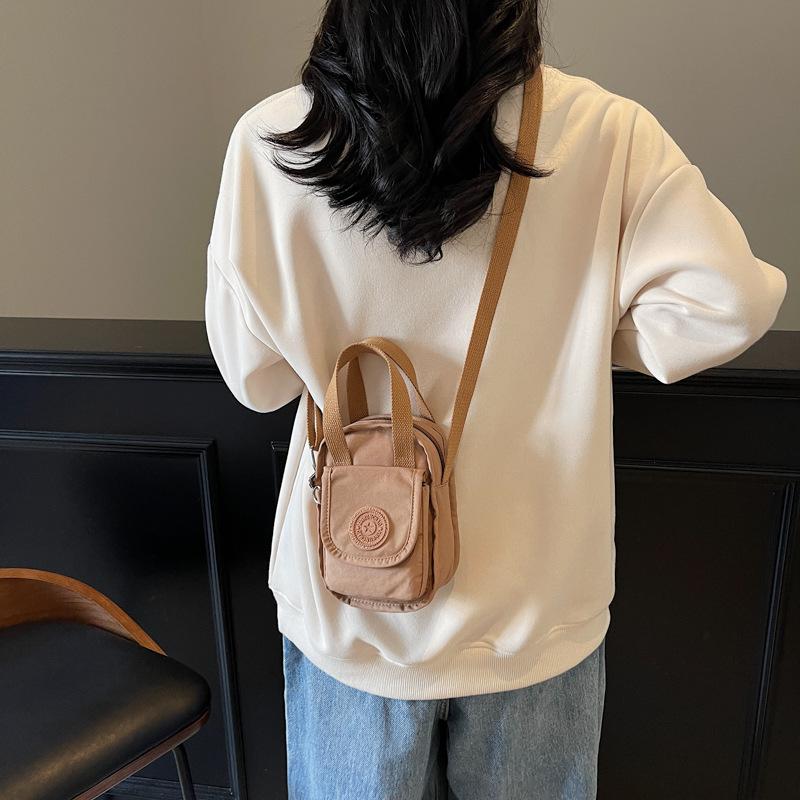 Niche design casual texture fashion bag autumn and winter new small square bag 2025 women's shoulder crossbody bag