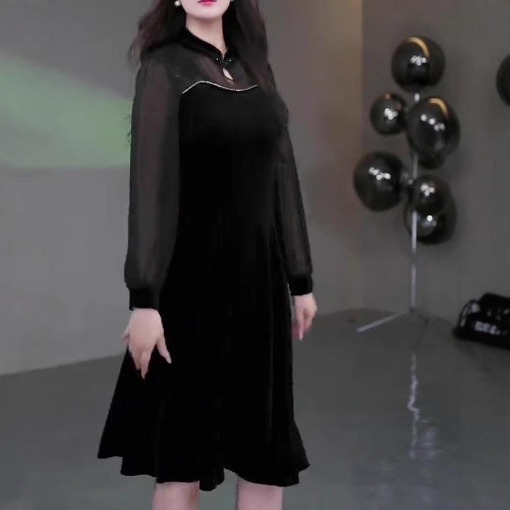 Весеннее кружевное бархатное платье с открытыми плечами в европейском стиле для полных женщин среднего возраста