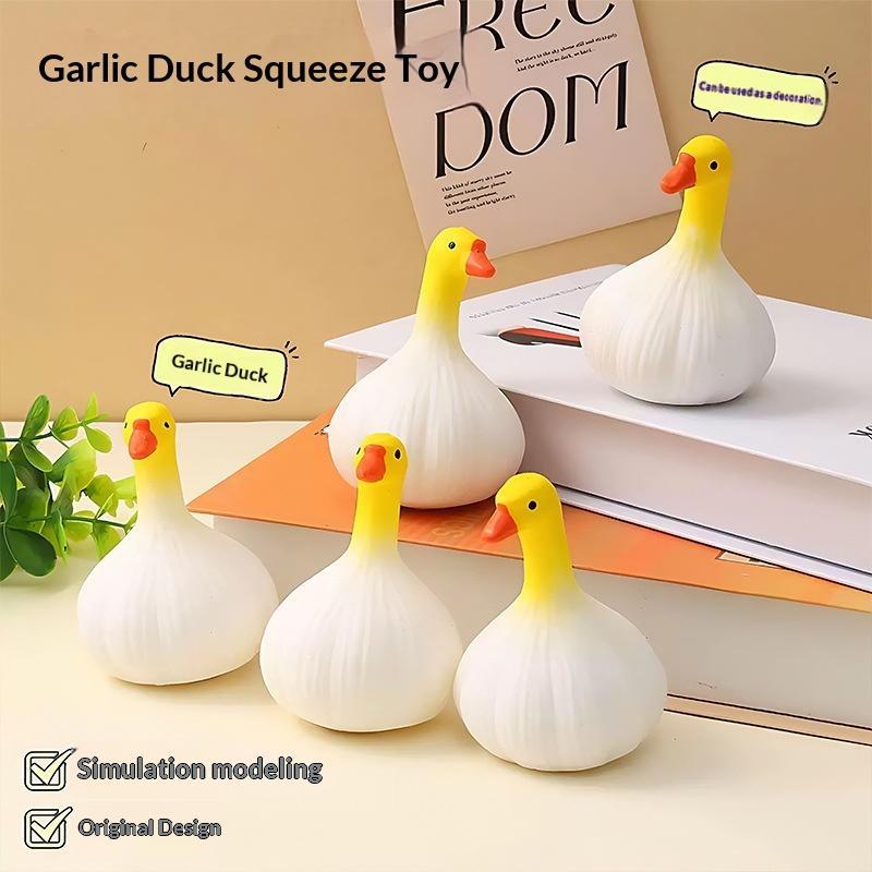 Cute Duck Squeeze Slow Rebound Soft Stress Relief Fidget for School Office Desk Ornament Birthday Gift