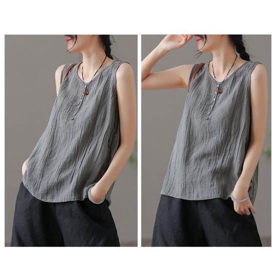 Women Summer Vest Round Neck Sleeveless Buttons Decor Tank Tops Solid Color Loose Fit Thin Camisole Streetwear