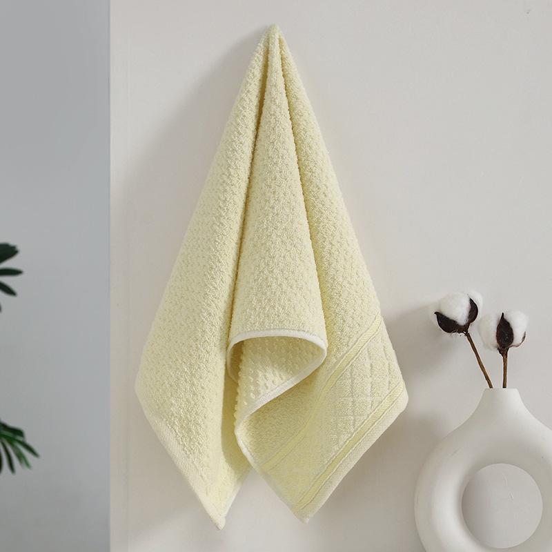 Мягкое, впитывающее полосатое полотенце для лица - хлопковая смесь для домашнего использования