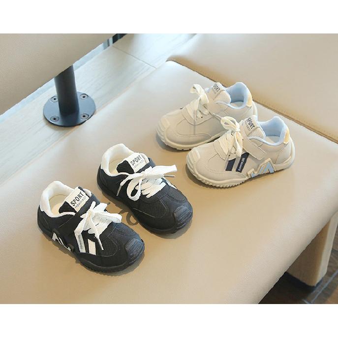 Children's Sneakers2026New Spring and Autumn Boys' Casual Shoes, Girls' Training Shoes, Soft-Soled Baby White Shoes