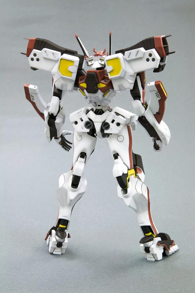 Kotobukiya Альтернативный демонстрационный набор Total Eclipse Shiranui Type 2, цветной, ограниченный по объему производства, бонусный пластиковый набор Muv-Luv [включен первый] Немасштабируемый