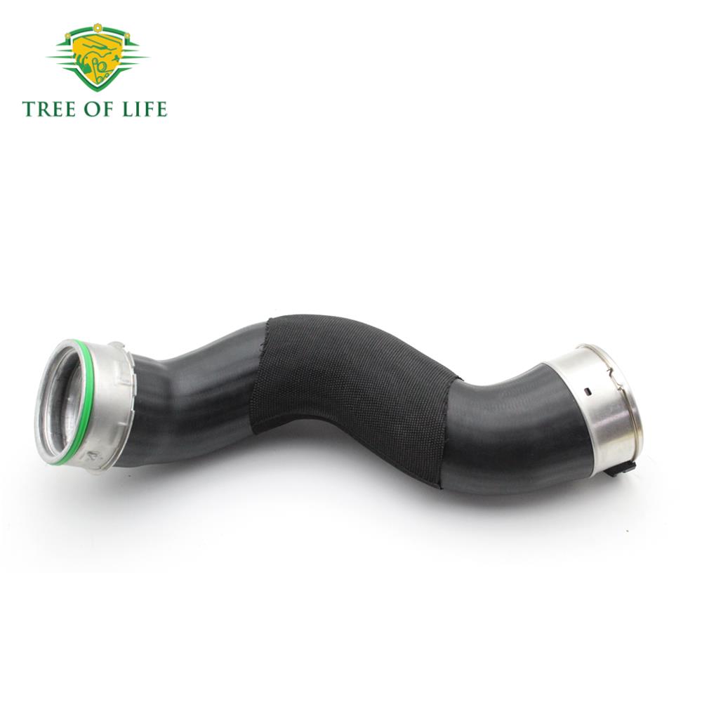 Turbo Intercharge Air Hose 11617823237 For BMW 11617823237 X5 F15 2.5dX-3.0dx 2013-2018 X6 F16 3.0dX-4.0dX 11 61 7 823 237