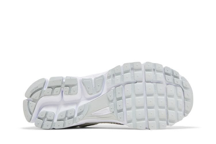 Nike Zoom Vomero 5 Хромированный носок (Женский)