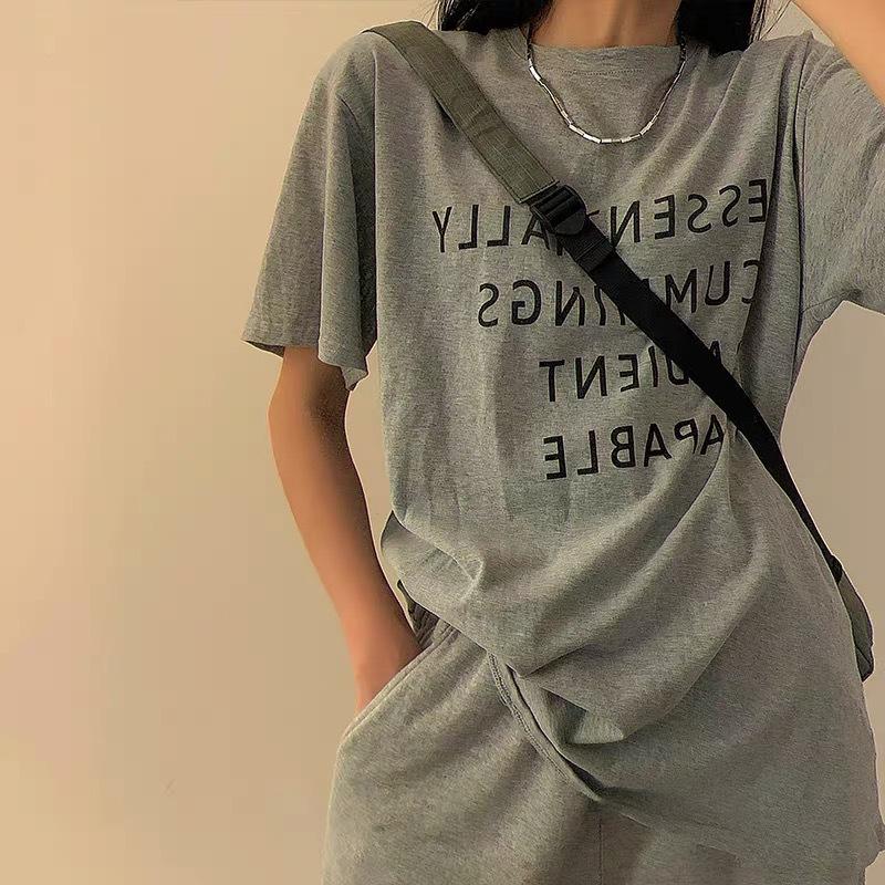 Геометрическое квадратное ожерелье из титановой стали с футболкой, женское летнее хип-хоп холодное ветровое легкое роскошное нишевое высококачественное свитерное колье