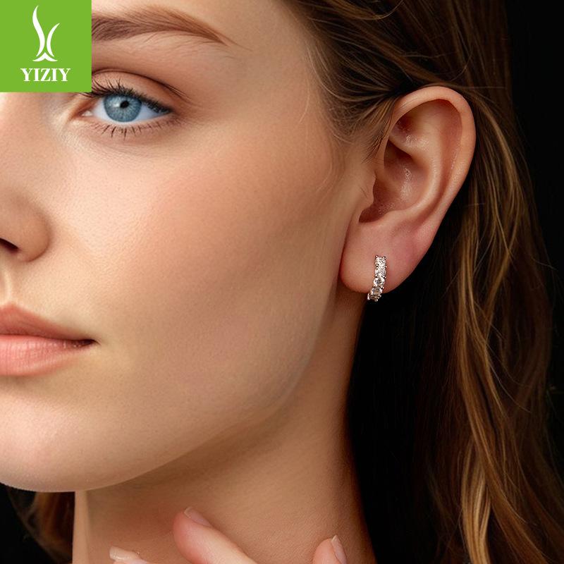 Shining Single Row Light Luxury Moissanite Ear Buckle Women'S S925 Sterling Silver Classic Four-Claw Earrings Earrings