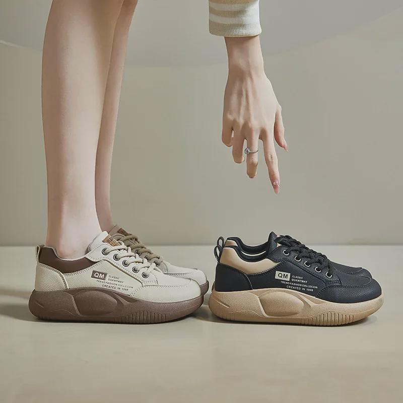 Женские белые кроссовки для бега в корейском стиле, весна 2025 г., повседневные кроссовки на толстой подошве XQ5801