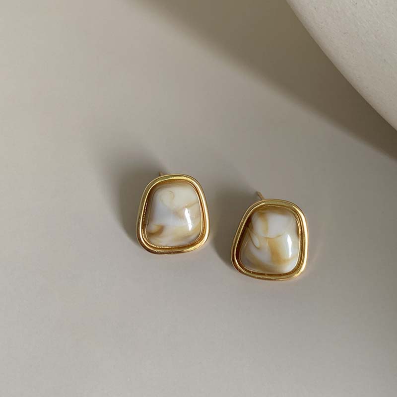 Винтажные квадратные серьги-пусеты из смолы кофейного цвета для женщин и девушек, модные металлические серьги с неровной геометрией, циркон, трендовые 2023