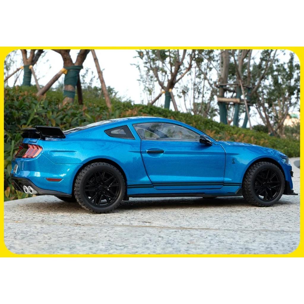Большой размер 1/18 Ford Mustang Shelby GT500 Металлический сплав Модель Спортивного Автомобиля Литые Металлические Модели Гоночных Автомобилей Игрушки со Звуком и Светом Подарки