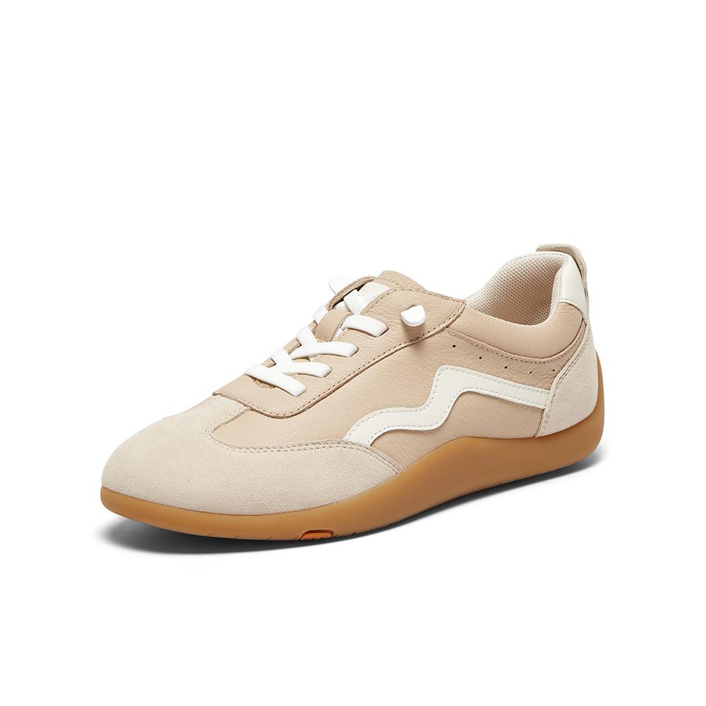 Bata Casual Shoes Women's 2024 Autumn Shopping Mall New Lightweight Commuting Sheepskin Training Sports Shoes