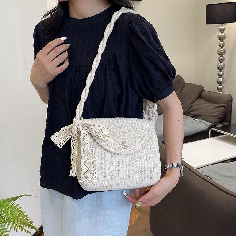 Straw Shoulder Bag Summer Literary And Fresh Women'S Bag Mori Fashion Simple Bag Versatile Messenger Bag