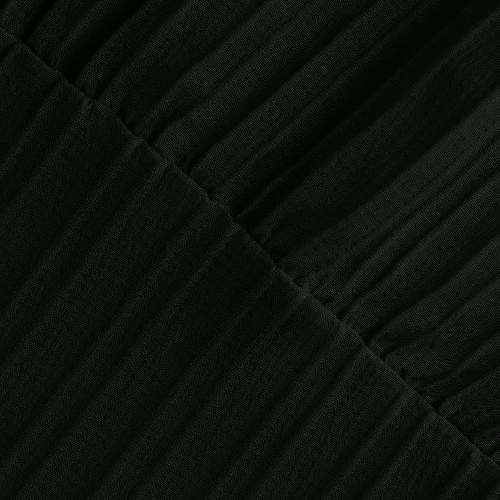 Летнее однотонное платье с рюшами и рюшами