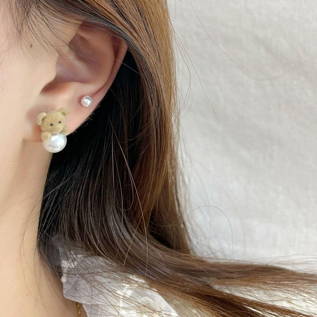 Изысканные женские серьги с коричневым флокированным жемчугом в виде медведя — милые, в мультяшном стиле, с иглами из серебра 925 пробы, пушистый зимний аксессуар.