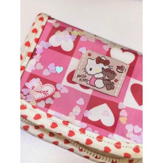Hello Kitty Card Wallet, a Popular Character In Korea
