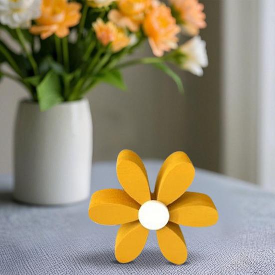 Yousheng 2 Pcs 3D Daisies Decorations Wooden Rustic Flower Centerpieces Freestanding Flower Ornaments Shelf Sitter for Nursery Bedroom or Living Room