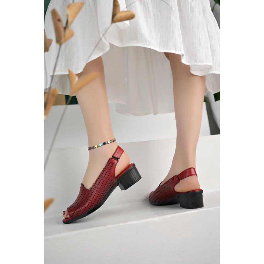 Женские повседневные удобные сандалии из натуральной кожи на среднем каблуке