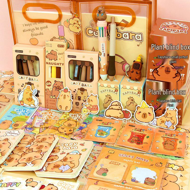 Набор канцелярских принадлежностей с капибарой: Слепая коробка для детей - Набор школьных принадлежностей
